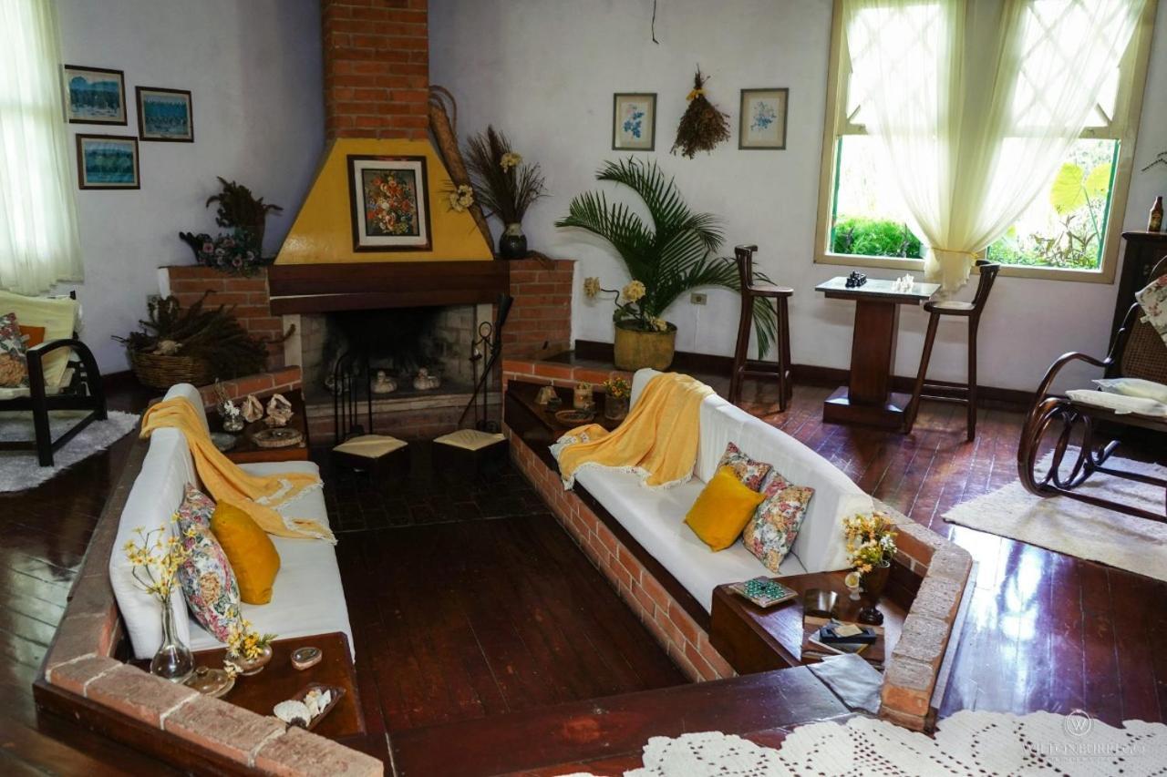 Refugio Pasargada Guest House Mairiporã Buitenkant foto